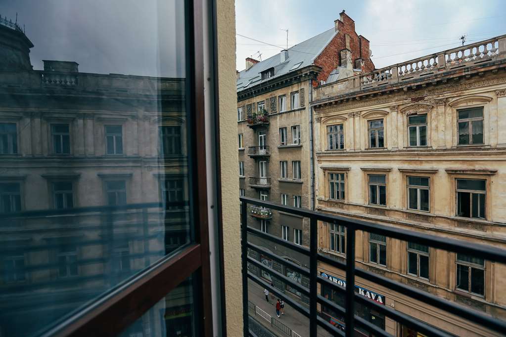 Jam Hotel Hnatyuka Lviv Exterior photo